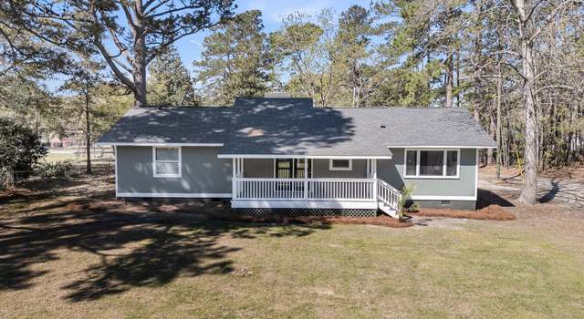 Photo of 212 Lake Moultrie Dr, Bonneau, SC 29431