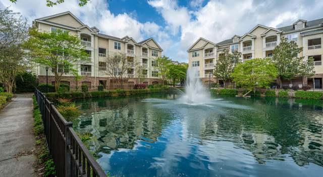 Photo of 2244 Ashley Crossing Dr #621, Charleston, SC 29414
