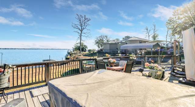 Photo of 325 Green St, Santee, SC 29142