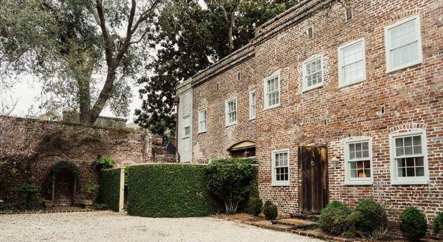 Photo of 42 1/2 Hasell St, Charleston, SC 29401