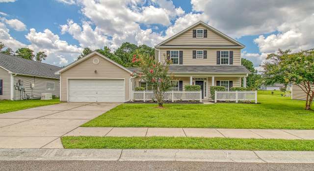 Property at 706 Savannah River Dr, Summerville, SC 29485, 3 beds, 2.5 baths