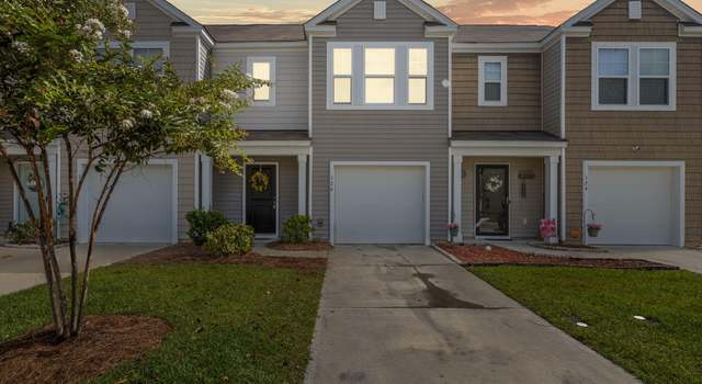 Photo of 126 Gaura Ln, Summerville, SC 29483