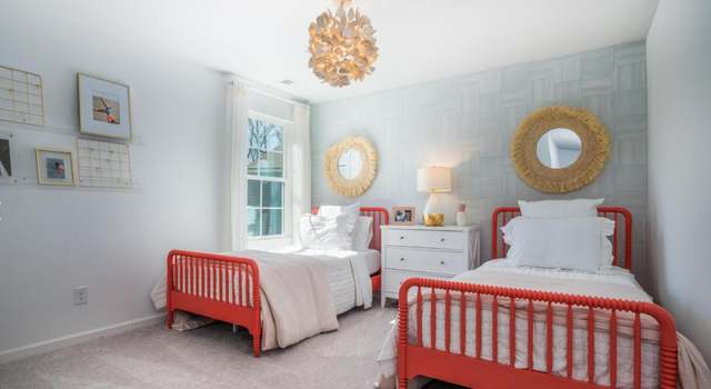 Photo of 335 Tiliwa St, Summerville, SC 29486