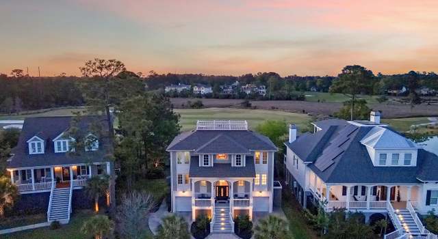 Photo of 2640 Crooked Stick Ln, Mount Pleasant, SC 29466