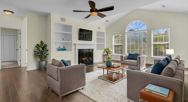 Photo of 1631 Camfield Ln, Mount Pleasant, SC 29466
