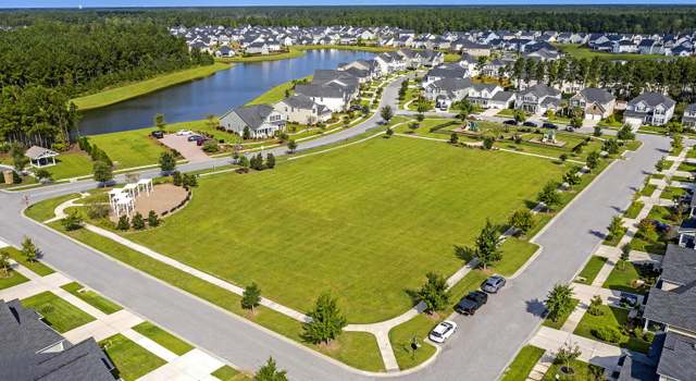 Photo of 319 Tiliwa St, Summerville, SC 29486