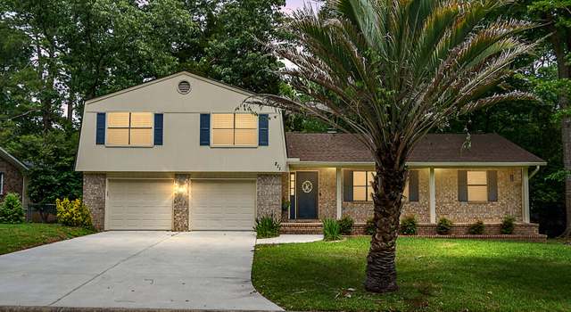 Photo of 211 Bramblewood Dr, Summerville, SC 29485