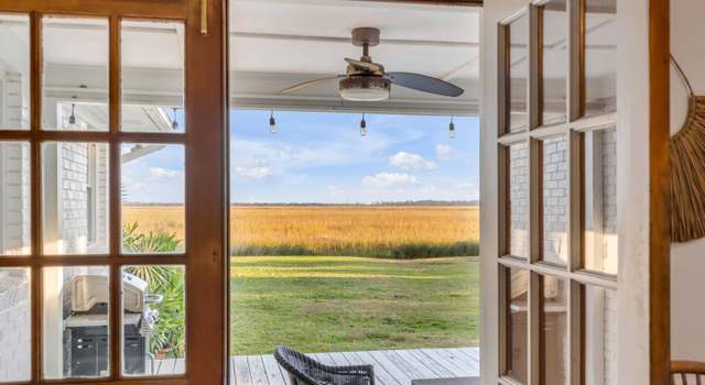 Photo of 561 Seaward Dr, Charleston, SC 29412