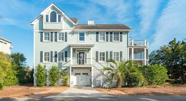 Photo of 10 Seagrass Ln, Isle Of Palms, SC 29451
