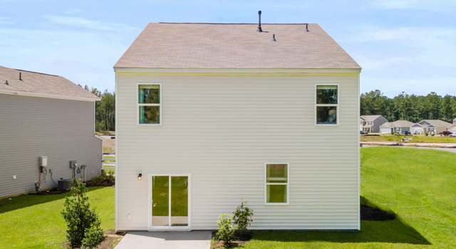 Photo of 128 Holly Leaf Ln, Summerville, SC 29486