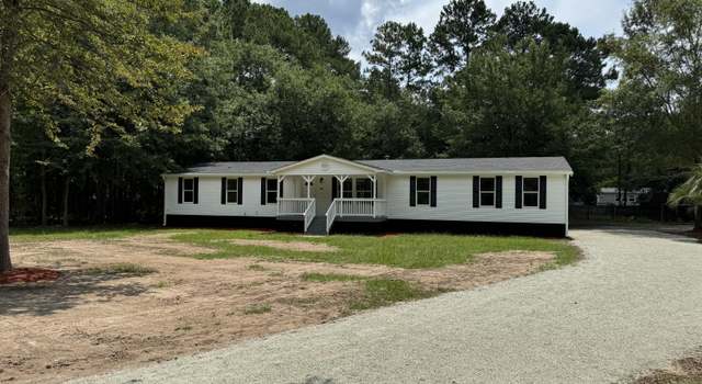 Photo of 260 Lake Dr, Summerville, SC 29483