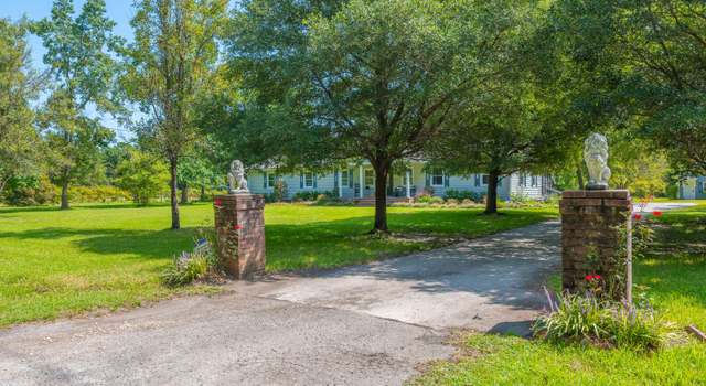 Photo of 806 Appii Rd, Moncks Corner, SC 29461