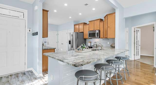 Photo of 102 Harbor Point Ct, Summerville, SC 29486