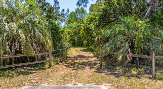 Photo of 6589 Bears Bluff Rd, Wadmalaw Island, SC 29487