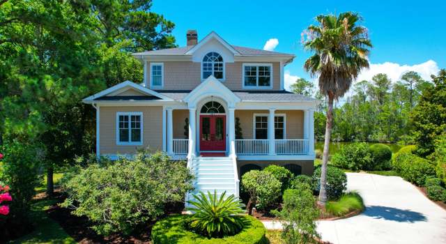 Photo of 391 Evian Way, Mount Pleasant, SC 29464