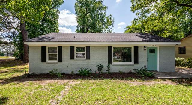 Photo of 2219 Eagle Dr, North Charleston, SC 29406