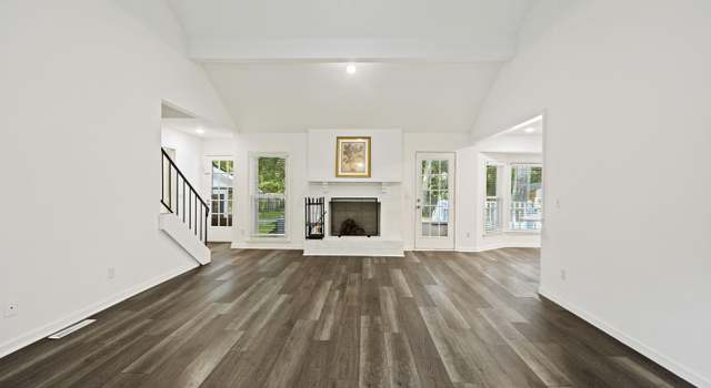 Photo of 205 Turtle Cove Rd, Summerville, SC 29485