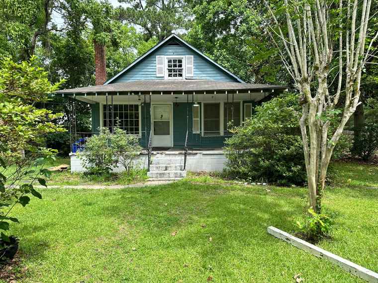 Photo of 1640 Dogwood Rd Charleston, SC 29414