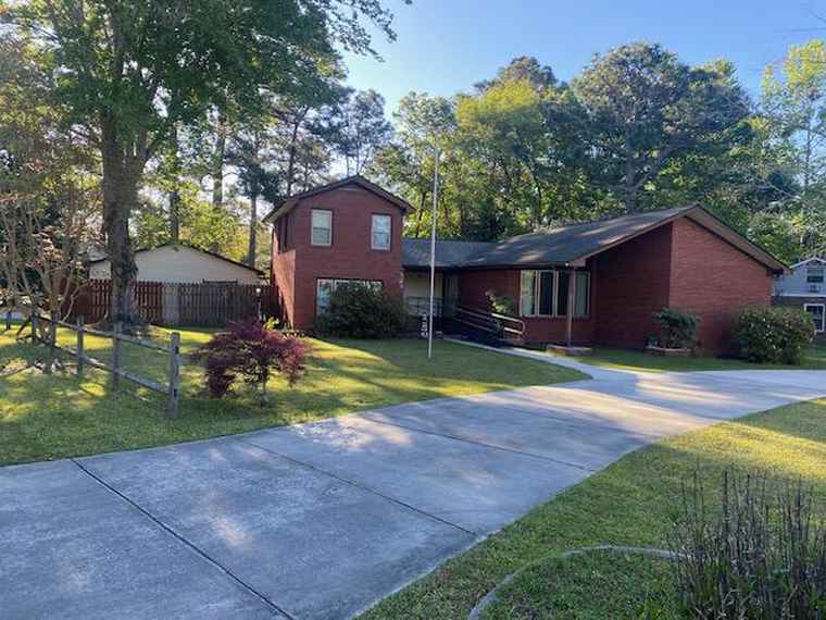 Photo of 323 Driver Ave Summerville, SC 29483