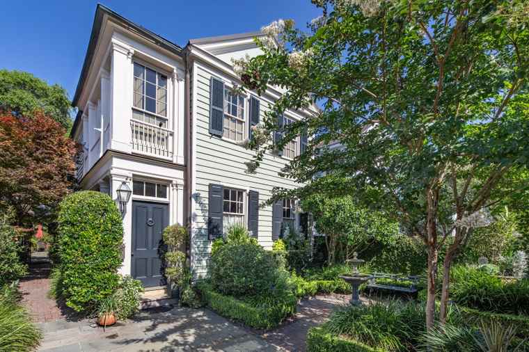 Photo of 101 King St Charleston, SC 29401