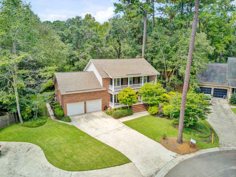 Photo of 207 Quinby St Summerville, SC 29483