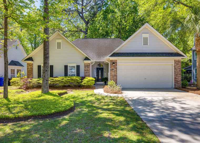 Photo of 1183 Old Ivy Way Mount Pleasant, SC 29466