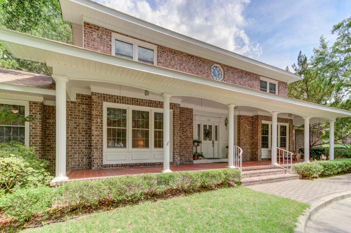 100 Manigault Dr Summerville Sc 29483 4 Beds 3 5 Baths