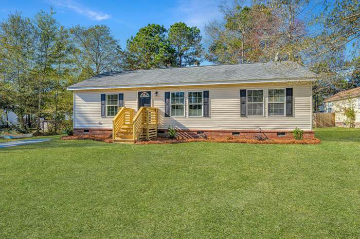 155 Grapevine Rd Summerville SC 29483 MLS 23026789 Redfin