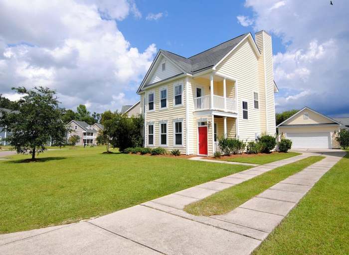 1077 Moss Grove Dr Moncks Corner Sc 29461 4 Beds 2 5 Baths