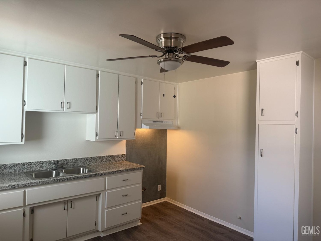 2332 Oleander St, Delano, CA 93215 MLS 202312357 Redfin