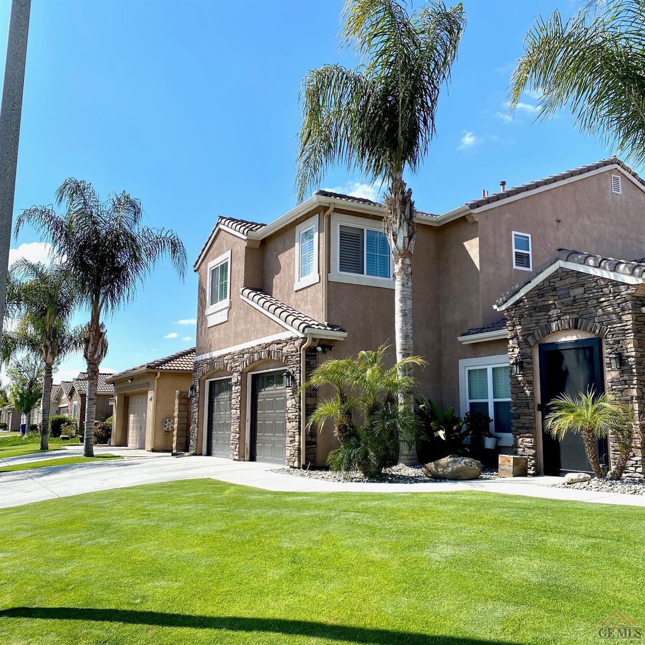 2229 Via Calabria Ave, Delano, CA 93215 MLS 202003493 Redfin