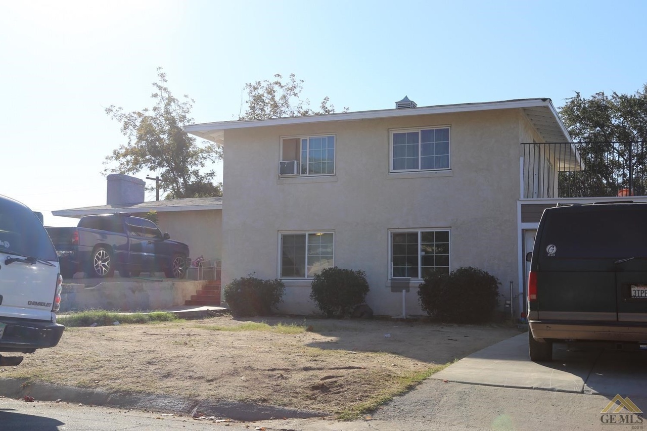 2309 Elton Ave, Bakersfield, CA 93306 MLS 21613502 Redfin