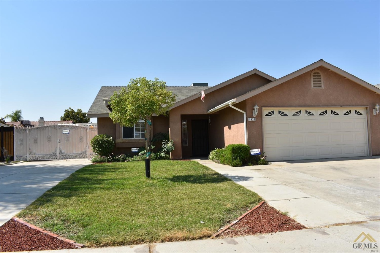 1922 Spring Ave, Delano, CA 93215 MLS 21808601 Redfin