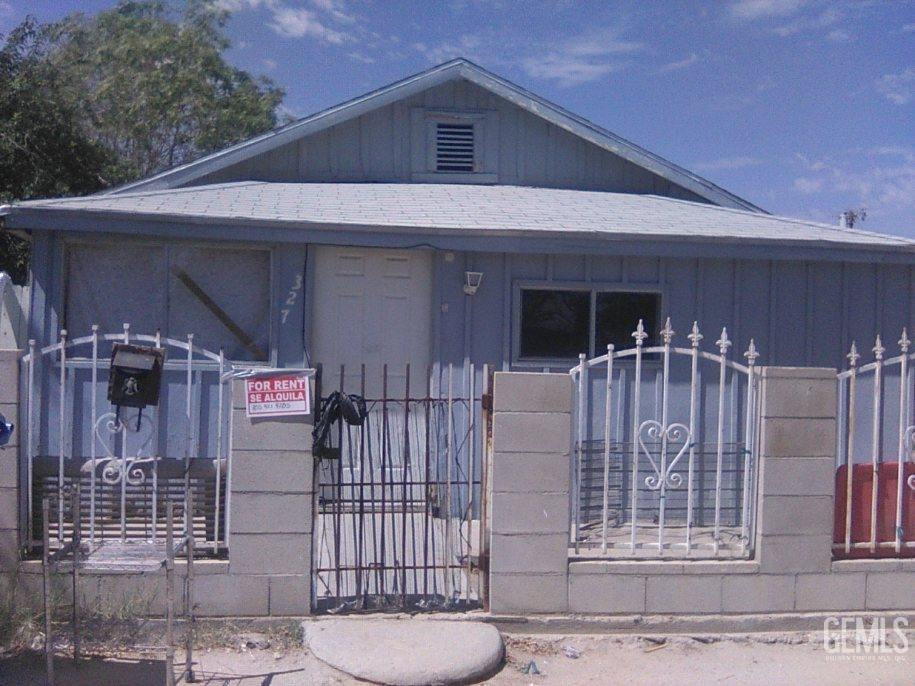 327 Olive Ave, Taft, CA 93268 MLS 202305851 Redfin