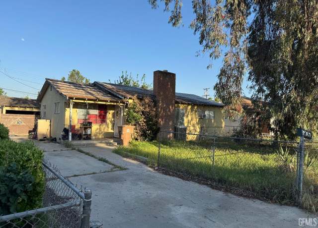 Property at 9400 Gladys St, Bakersfield, CA 93307, 3 beds, 1 bath