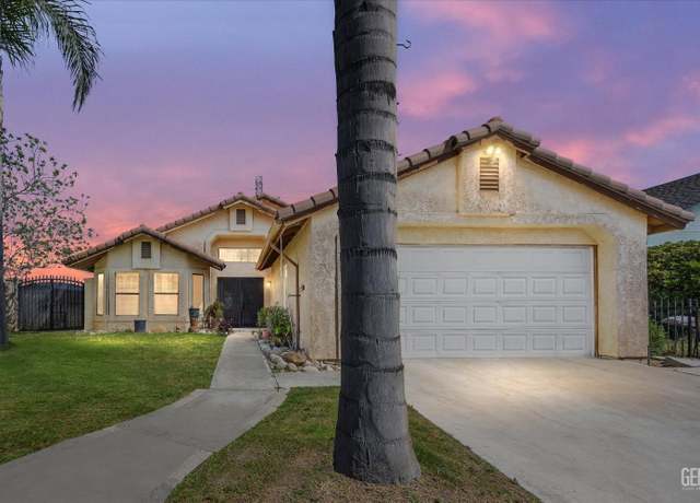 Property at 2212 Saint Helens Ave, Bakersfield, CA 93304, 3 beds, 2 baths