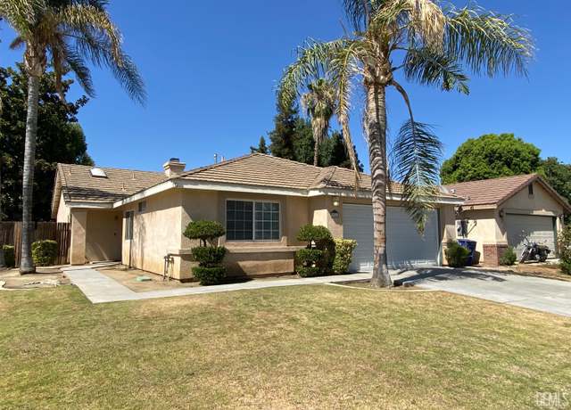 Property at 9506 Ravenwood Dr, Bakersfield, CA 93312, 4 beds, 2 baths
