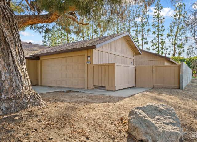 Property at 2101 Manning St, Bakersfield, CA 93309, 2 beds, 2 baths