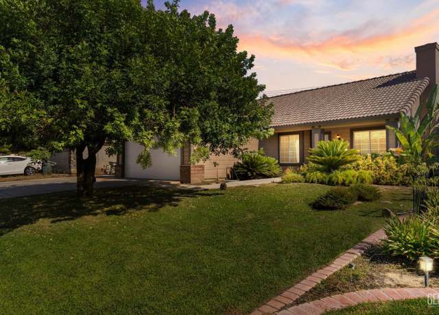 Property at 11805 Hannah Denise Ave, Bakersfield, CA 93312, 3 beds, 2 baths