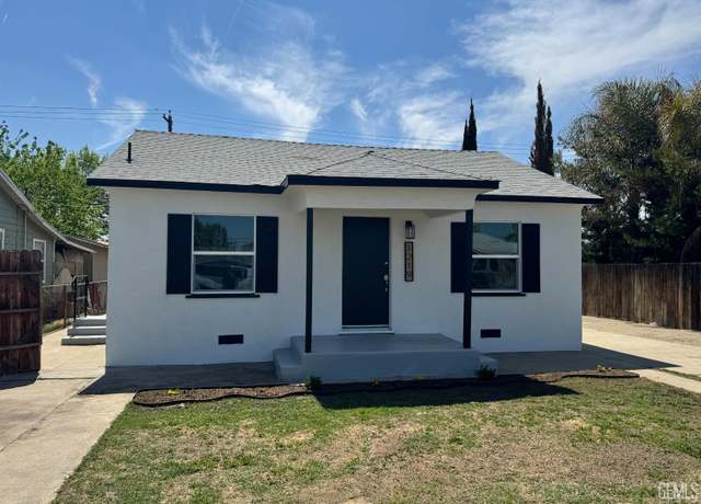 Property at 1219 Woodrow Ave, Bakersfield, CA 93308, 3 beds, 2 baths