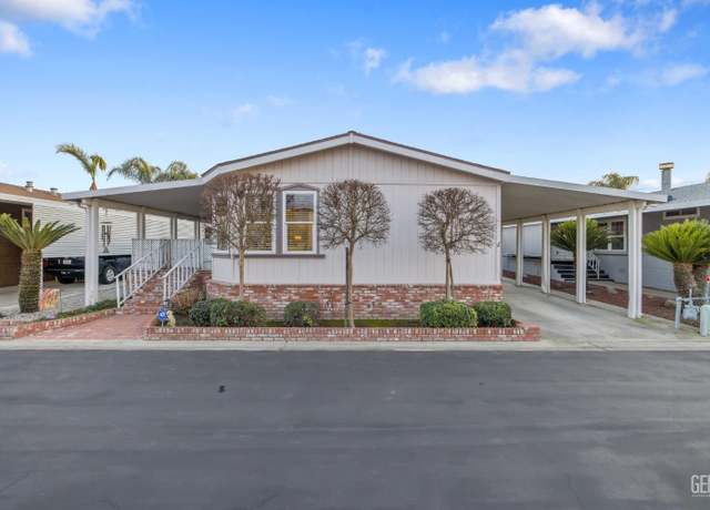 Property at 2459 N Oaks St #17, Tulare, CA 93274, 2 beds, 2 baths