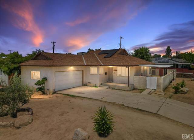 Property at 1416 Duke Dr, Bakersfield, CA 93305, 3 beds, 2 baths