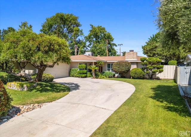 Property at 200 Haggin St, Bakersfield, CA 93309, 3 beds, 2 baths
