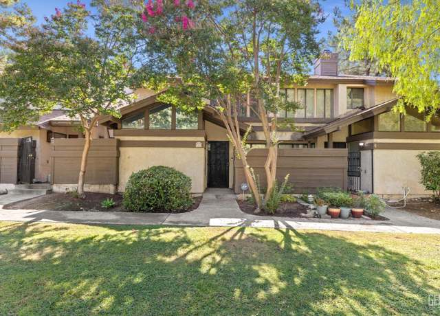 Property at 3301 Columbus St #3, Bakersfield, CA 93306, 2 beds, 2.5 baths