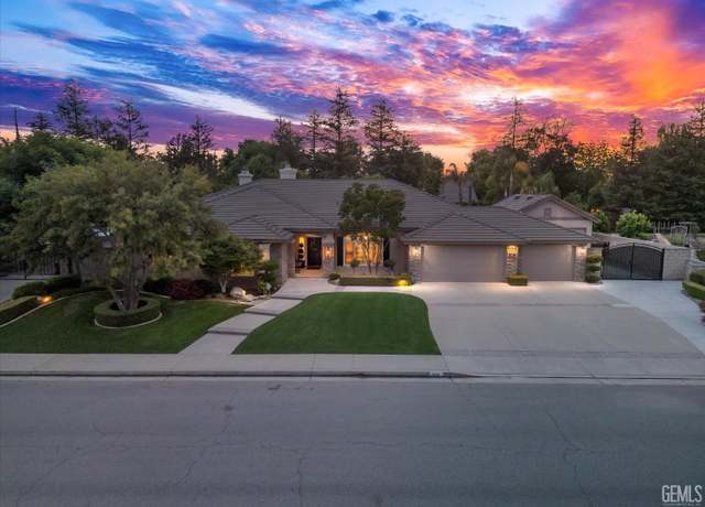 Property at 1309 Ensley Dr, Bakersfield, CA 93312, 3 beds, 3.5 baths