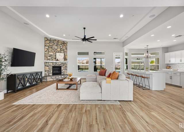 Property at 16612 Bellewood Pl, Bakersfield, CA 93314, 5 beds, 3.5 baths