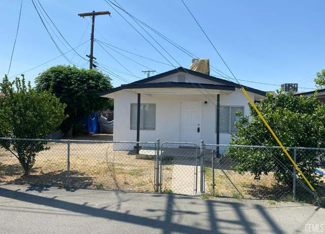 Property at 332 Albany St, Delano, CA 93215