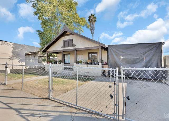 Property at 1003 Niles St, Bakersfield, CA 93305, 3 beds, 2 baths
