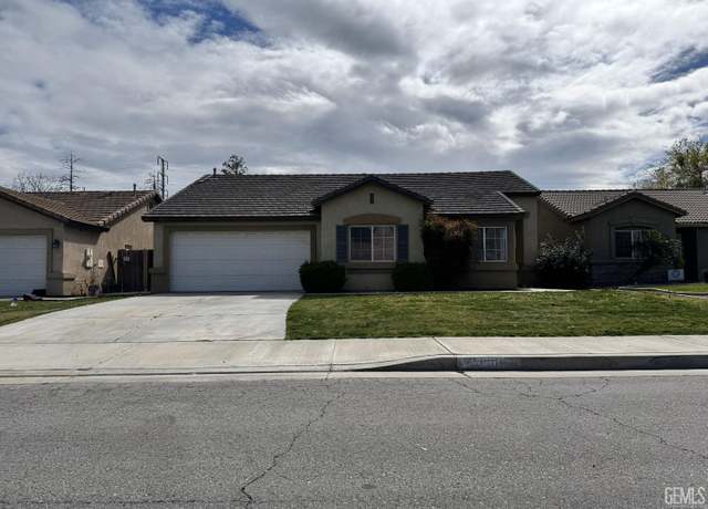 Property at 10309 Pinnacle Ridge Ave, Bakersfield, CA 93311, 3 beds, 2 baths