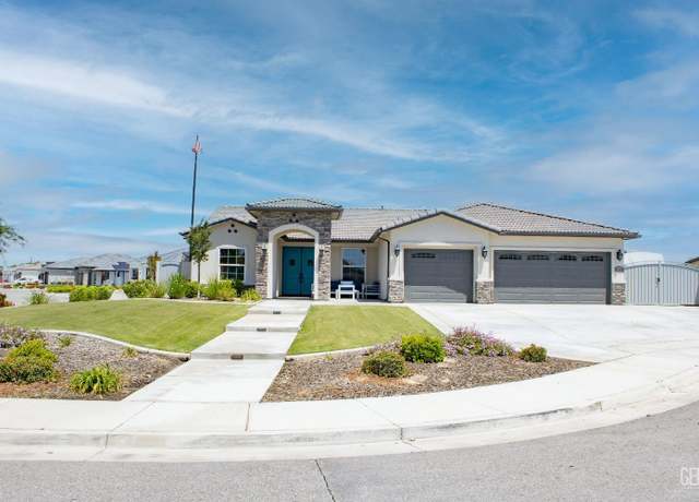 Property at 13128 Modoza Ct, Bakersfield, CA 93314, 4 beds, 2.5 baths